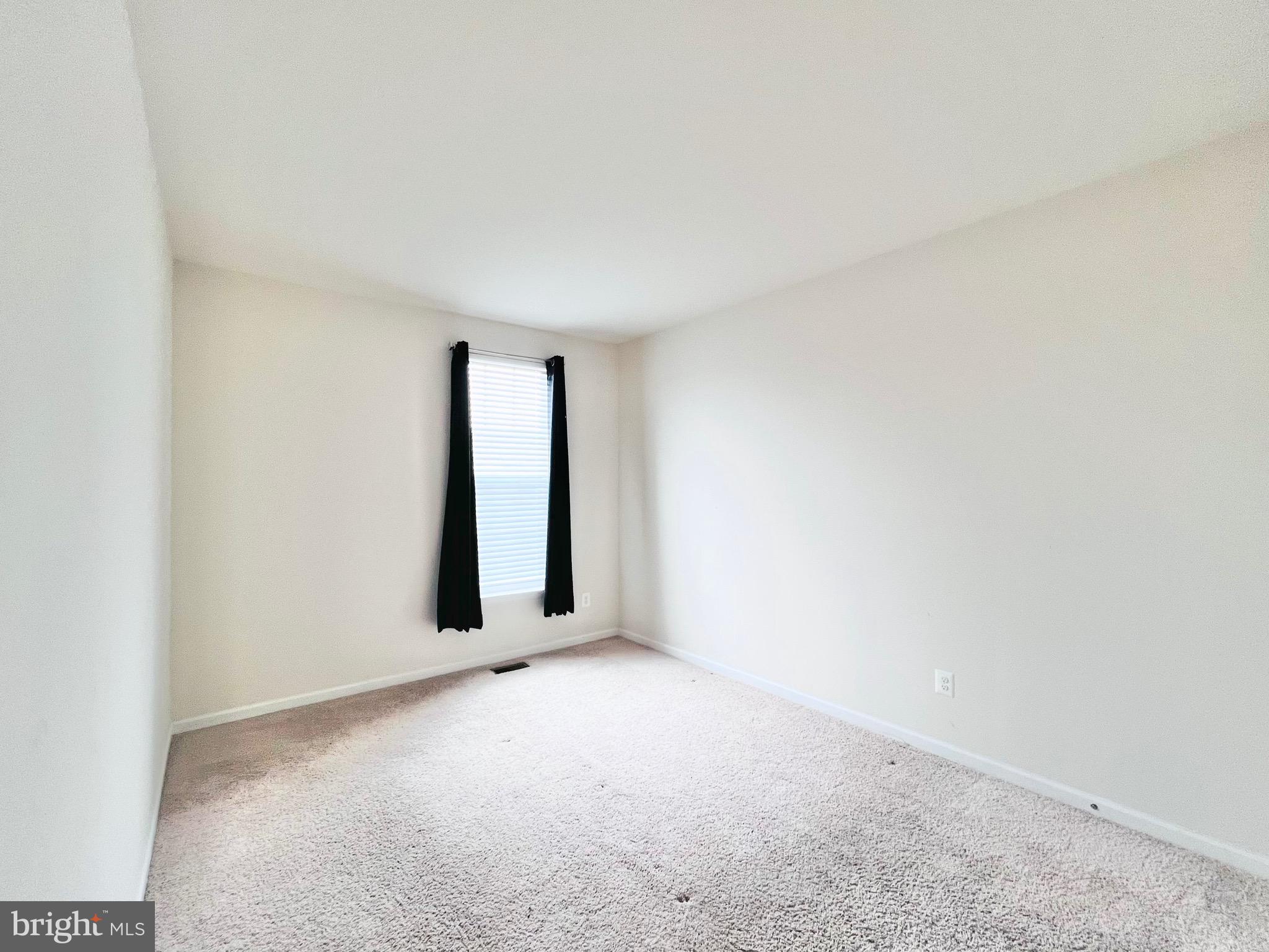 EMBREY MILL - Residential Lease