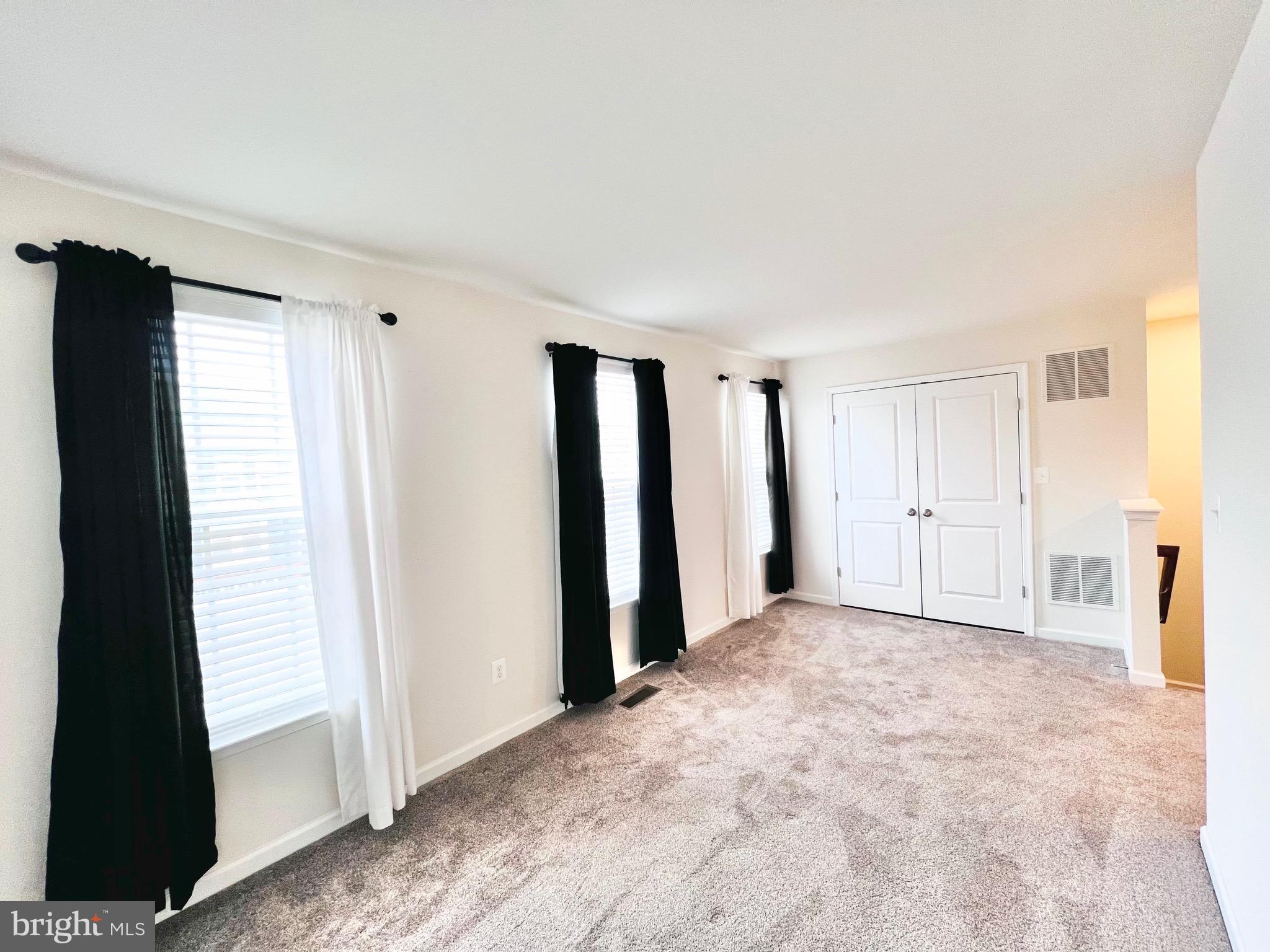 EMBREY MILL - Residential Lease