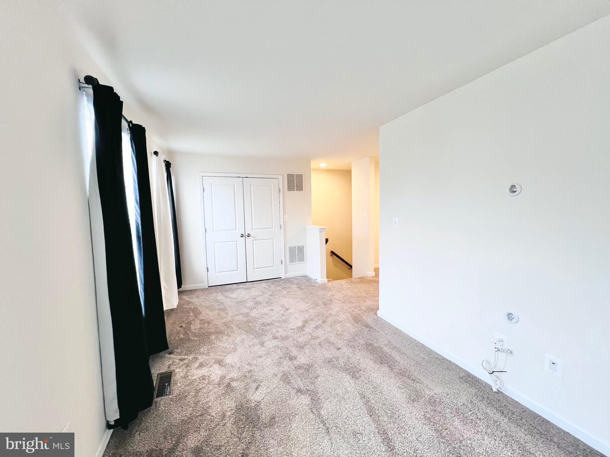 EMBREY MILL - Residential Lease