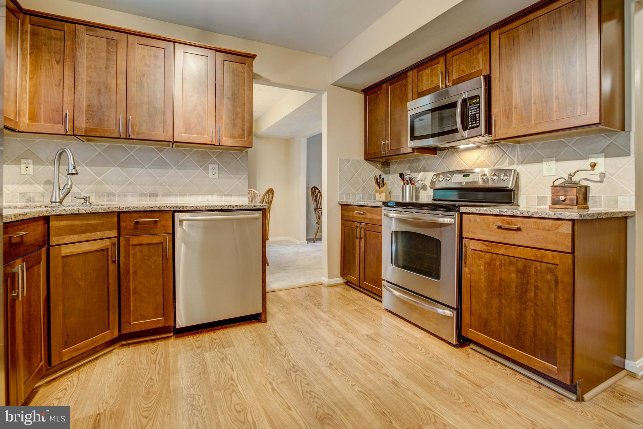 HAMPSHIRE - Residential