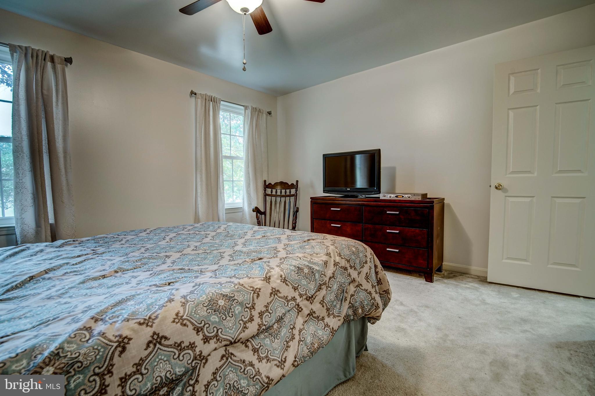 HAMPSHIRE - Residential