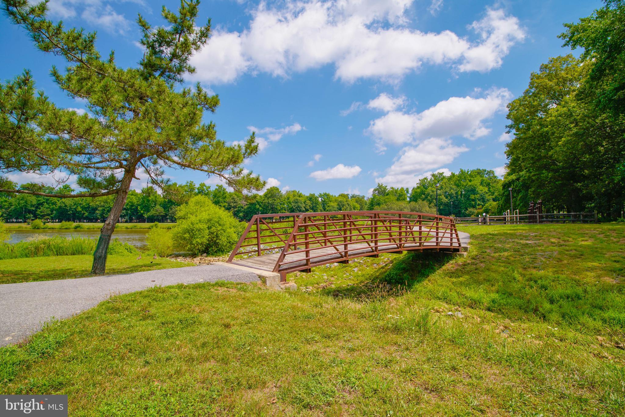 HAMPSHIRE - Residential