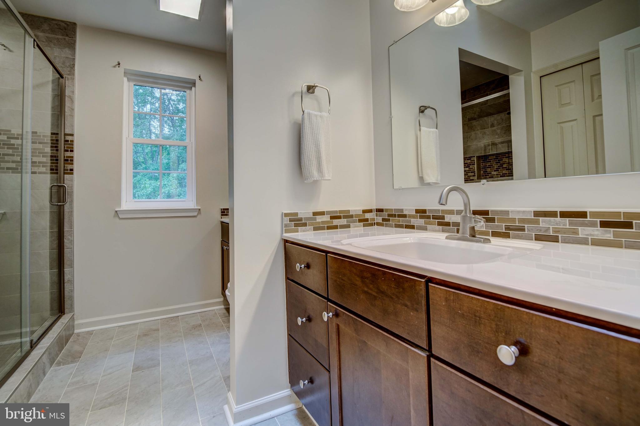 HAMPSHIRE - Residential