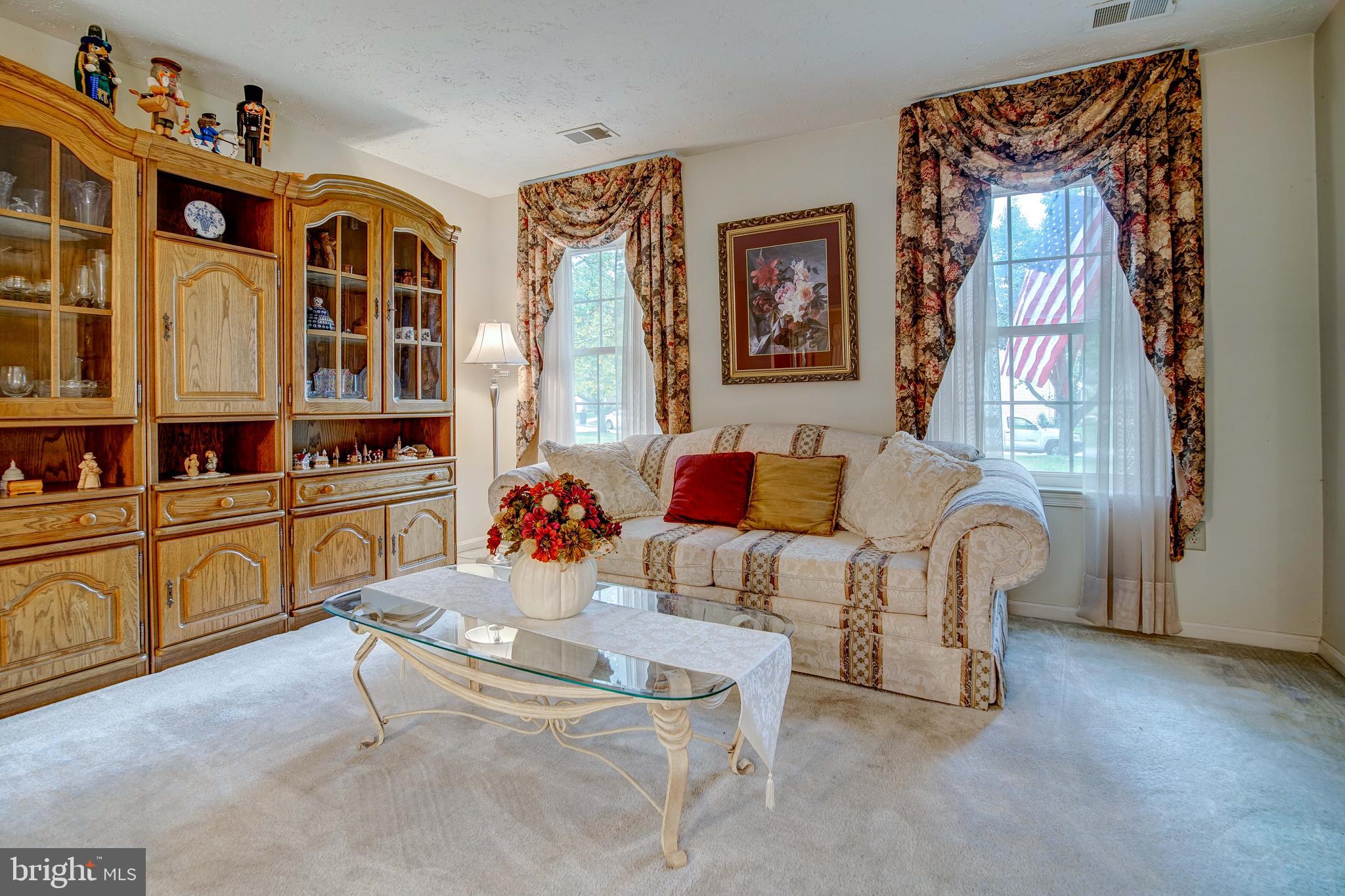 HAMPSHIRE - Residential