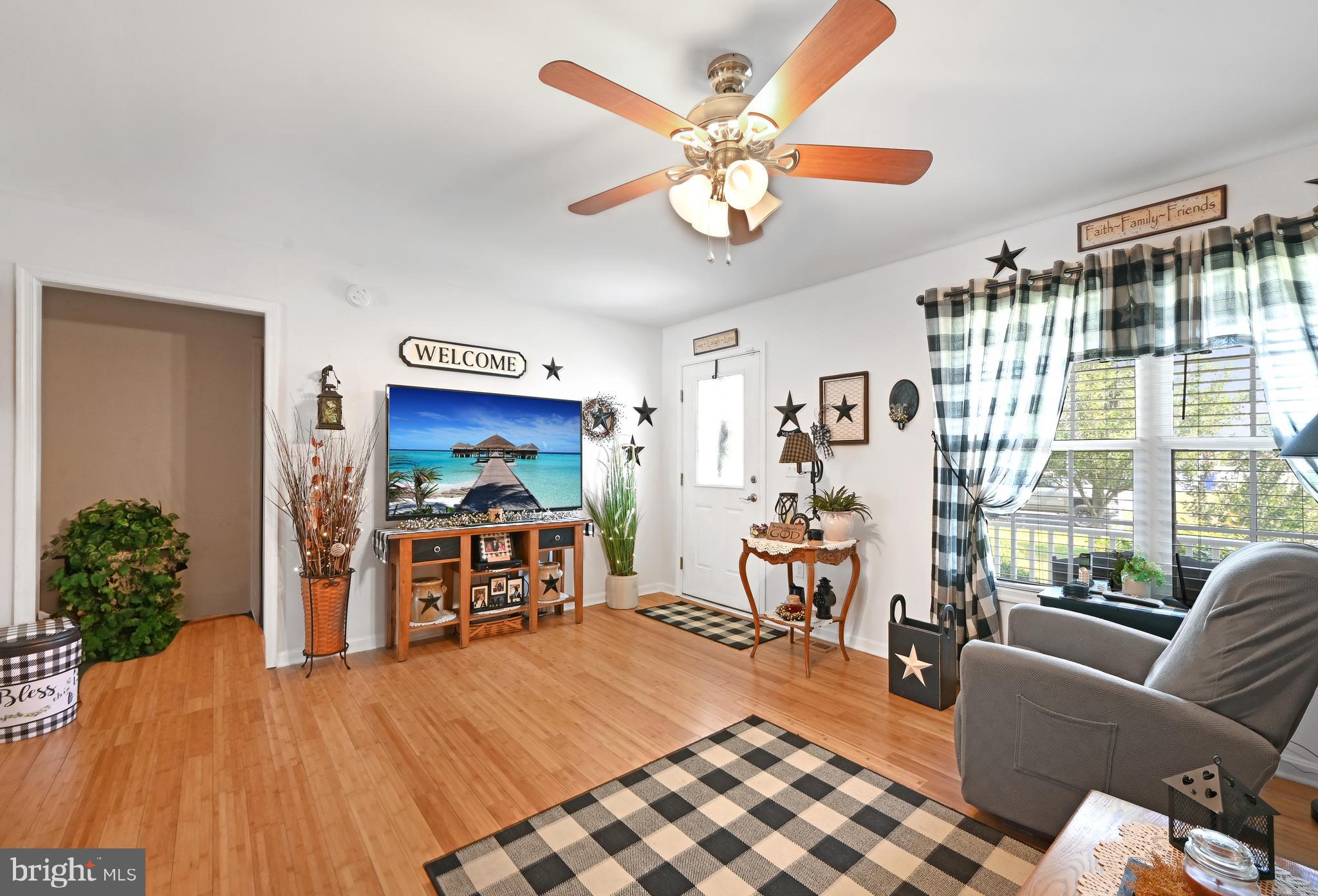 MANCHESTER MANOR - Residential