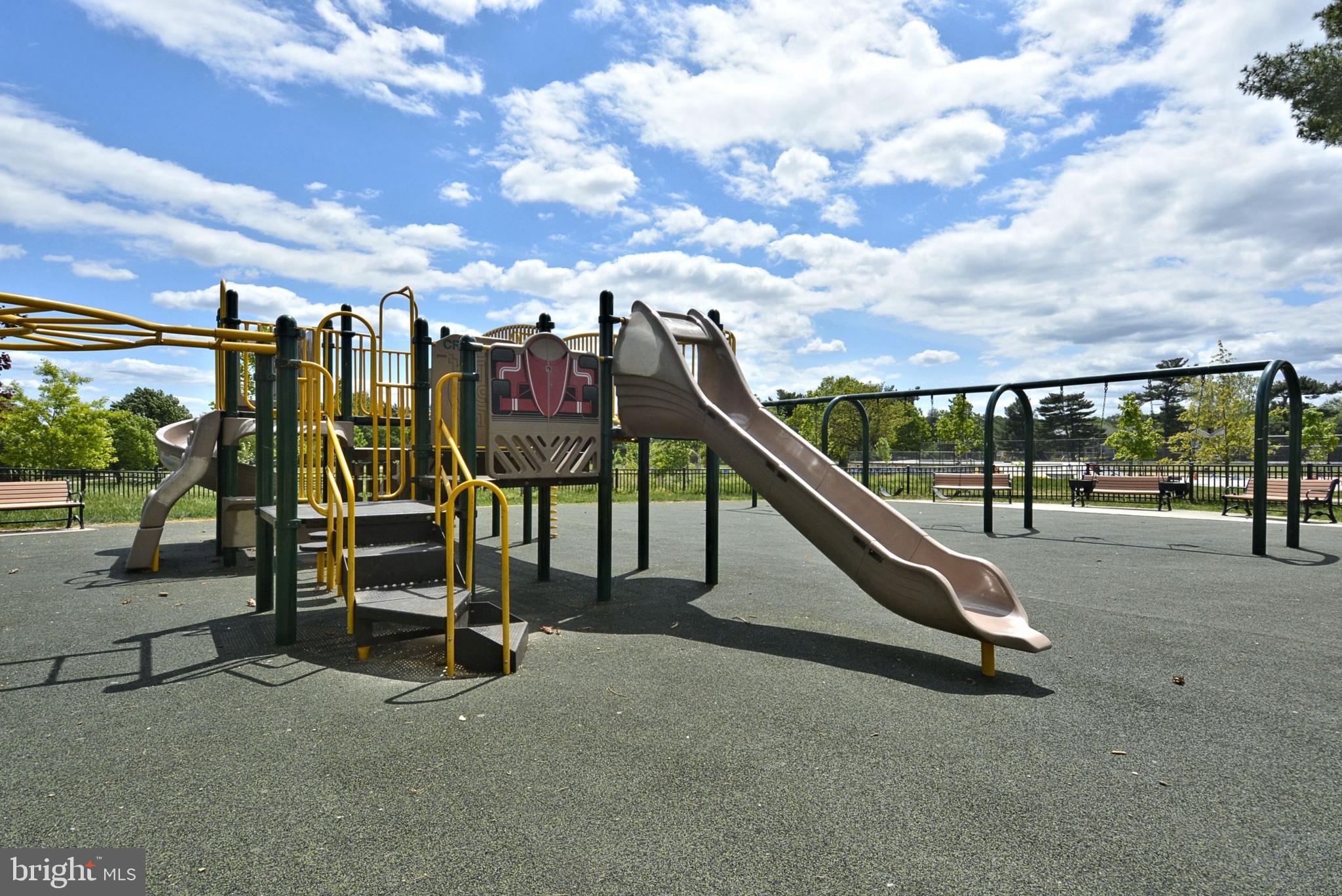 HAMPDEN HISTORIC DISTRICT - Residential