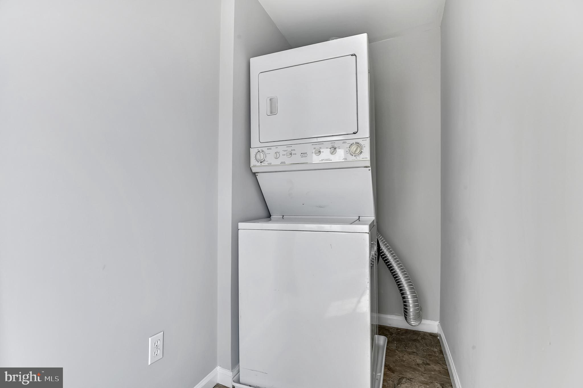 HAMPDEN HISTORIC DISTRICT - Residential