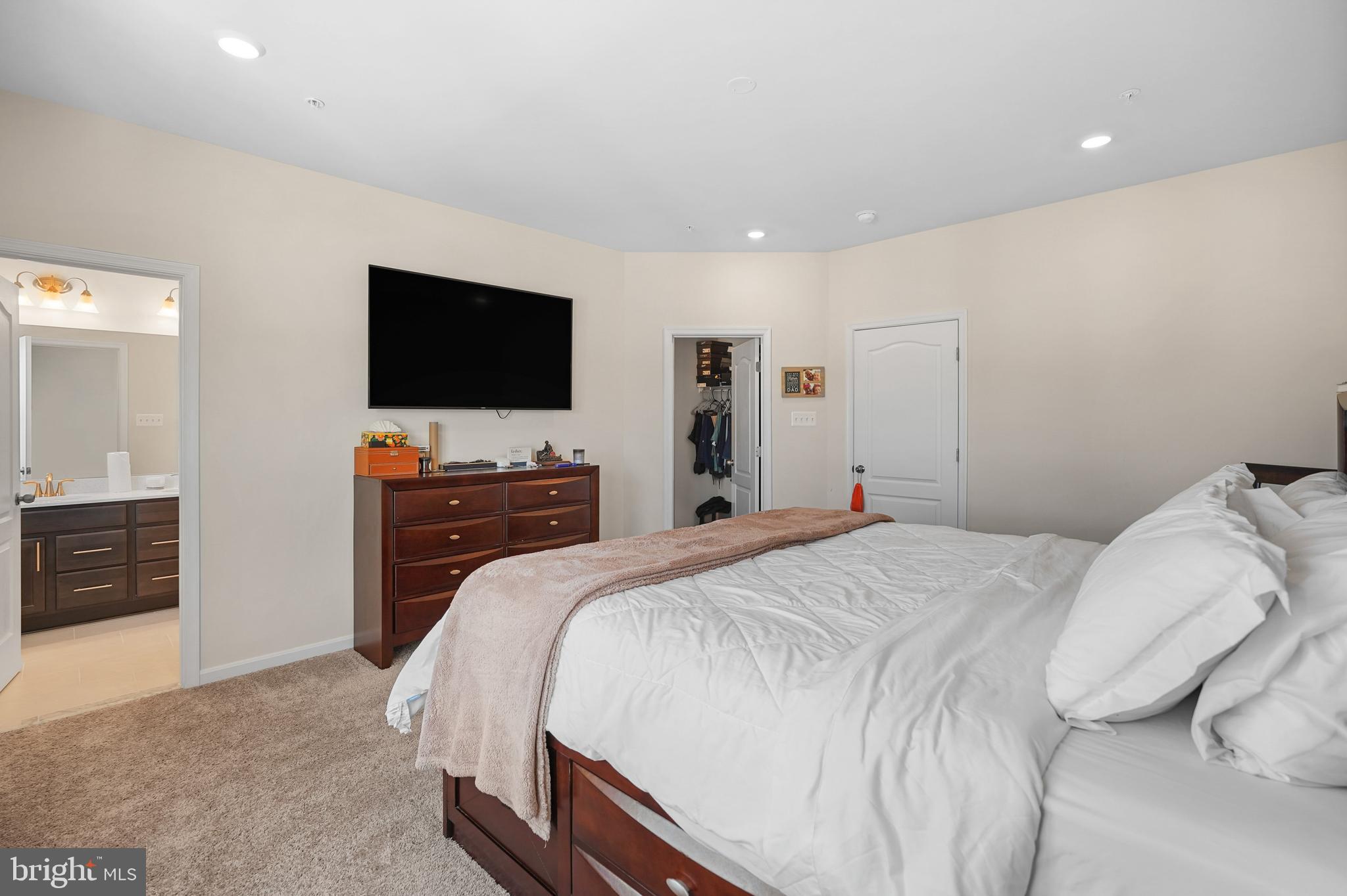 SIGNATURE CLUB - Residential