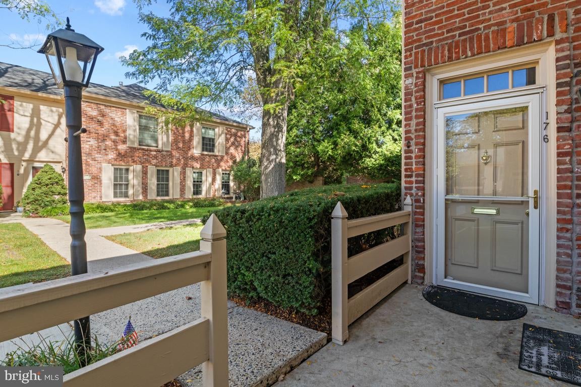 176 CHESHIRE DRIVE