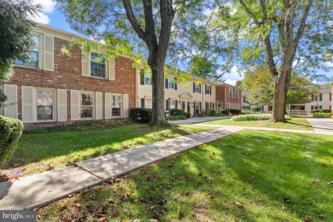 176 CHESHIRE DRIVE