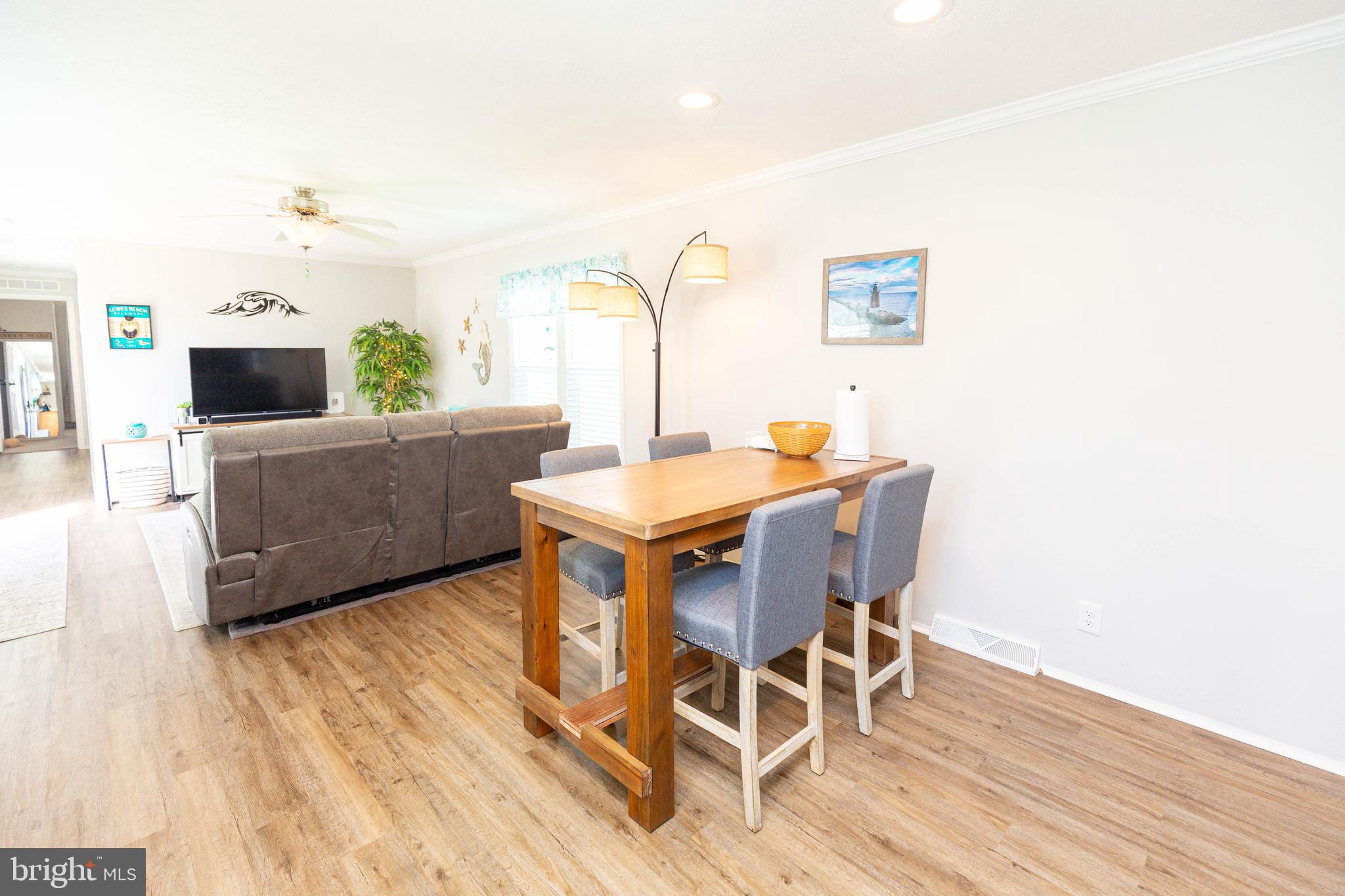 WHISPERING PINE MHP - Residential