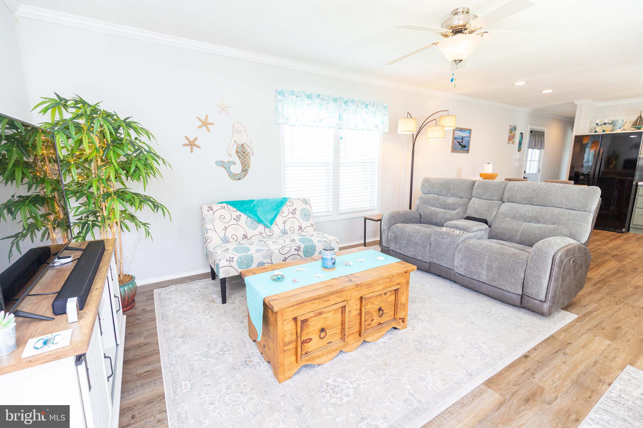 WHISPERING PINE MHP - Residential