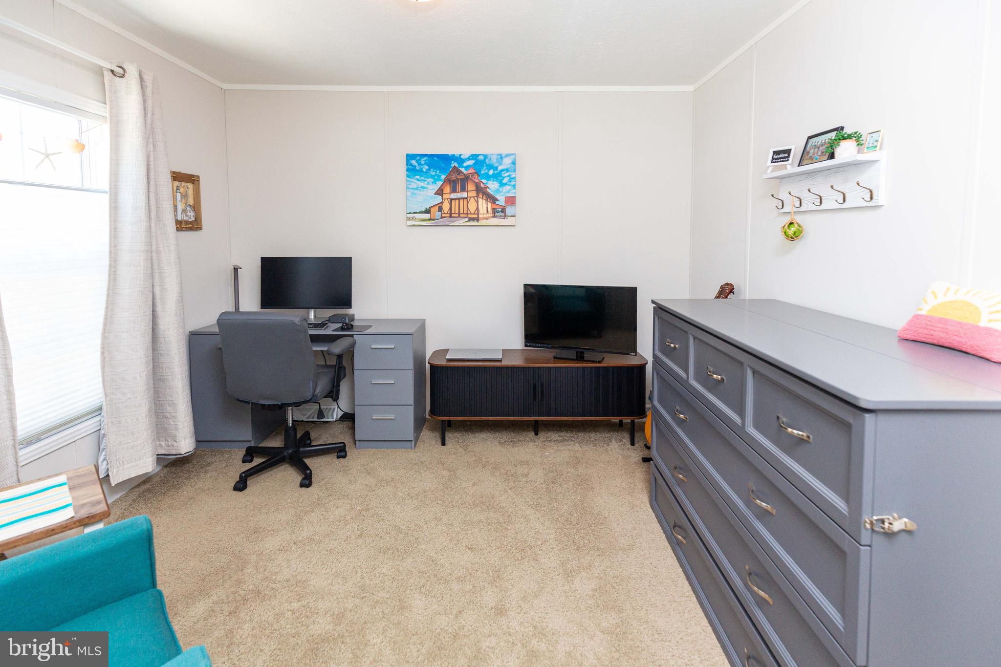 WHISPERING PINE MHP - Residential