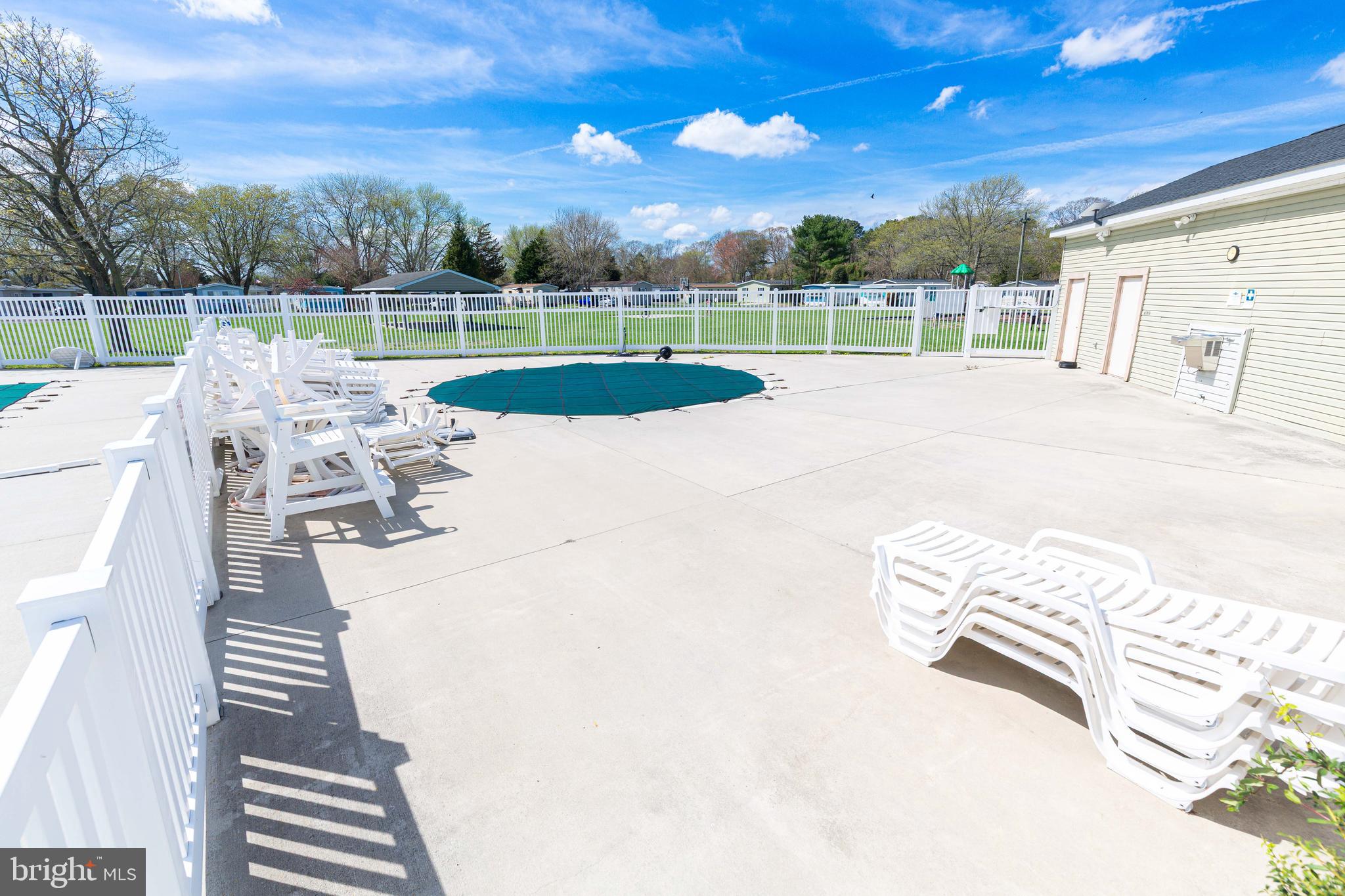 WHISPERING PINE MHP - Residential