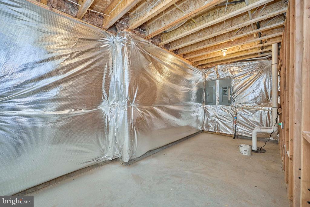 CHARLES W LEE SR ESTATES - Residential