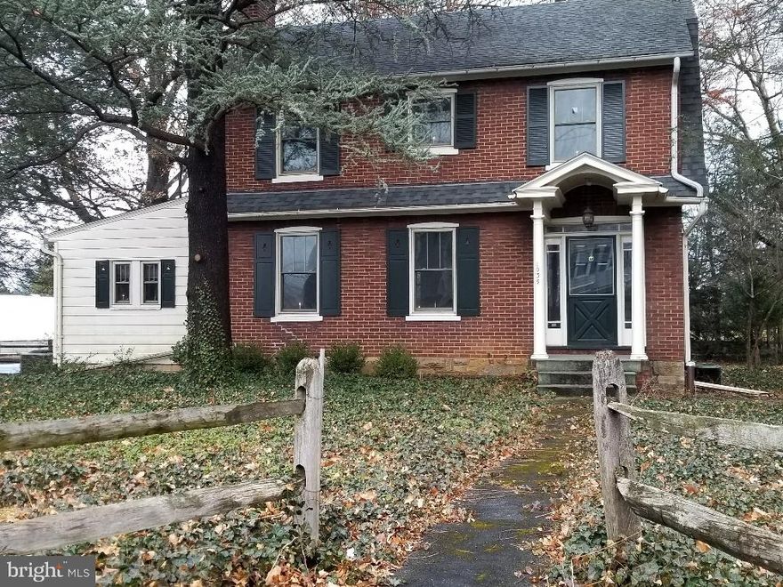 Exceptional single family home being offered for the first time. Spacious and well maintained with new cabinets in kitchen and granite countertops. All appliances new. This home offers plenty of room for the growing family. Newly refinished wood floors throughout, large living room and dining room, laundry on first floor, 2 baths, finished lower level family room, off street parking. Close and convenient to everything. Quiet neighborhood. Fresh neutral paint colors throughout.