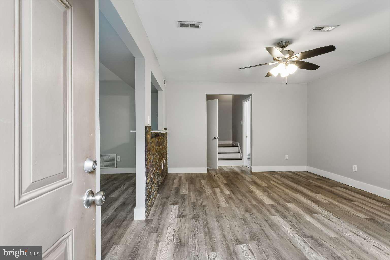 1432 GRANADA COURT
