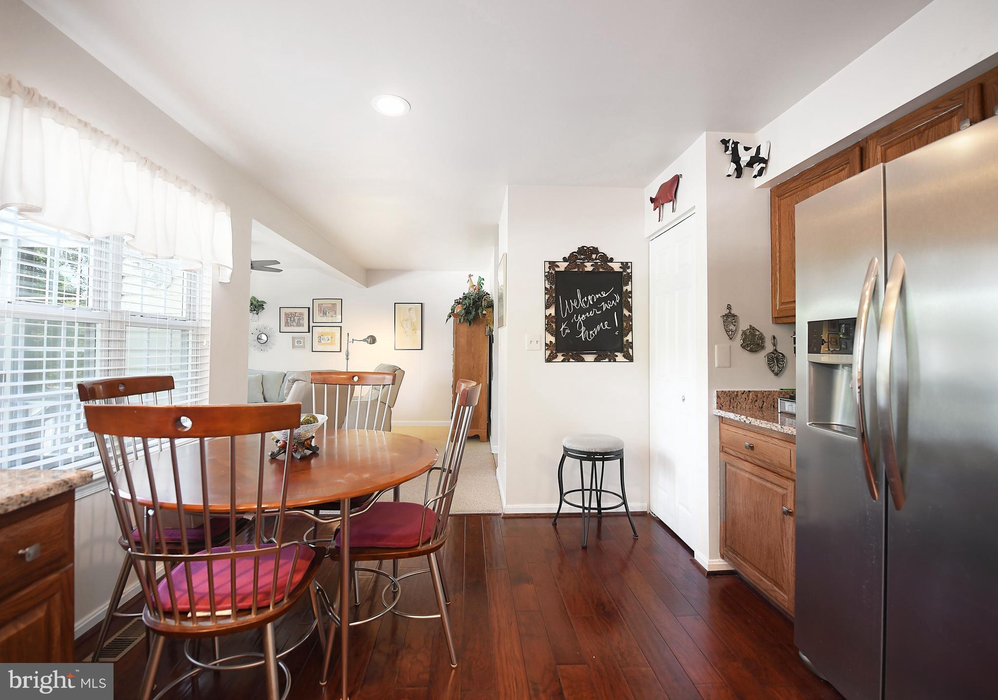 CONSTANT FRIENDSHIP - Residential