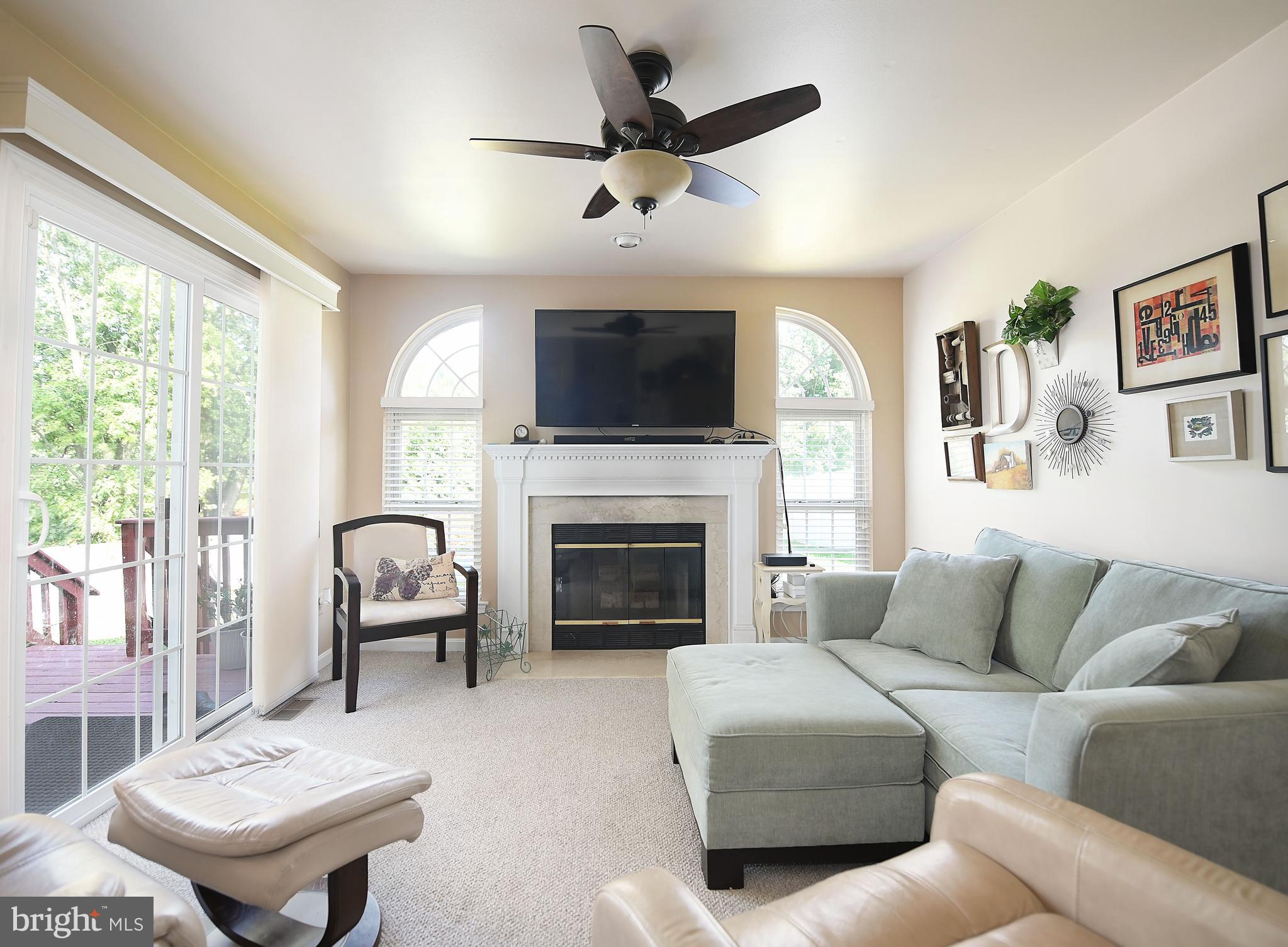 CONSTANT FRIENDSHIP - Residential