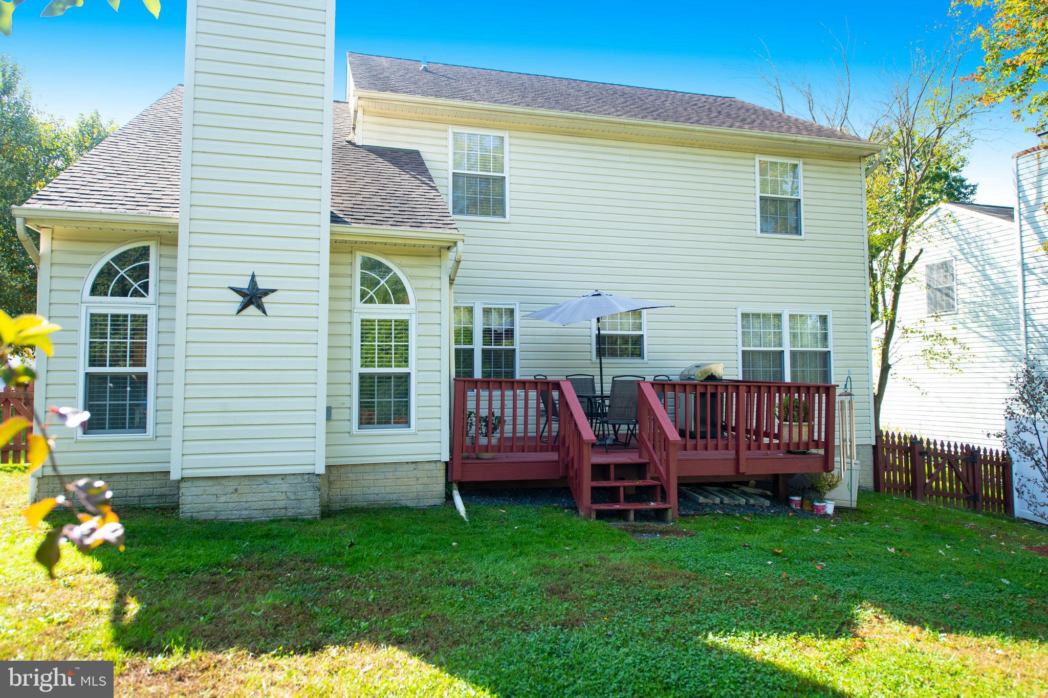 CONSTANT FRIENDSHIP - Residential