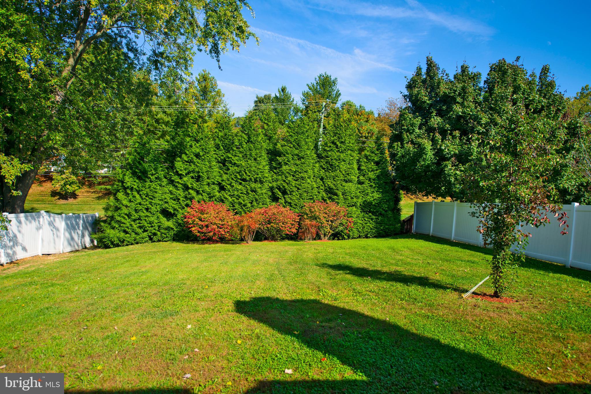 CONSTANT FRIENDSHIP - Residential