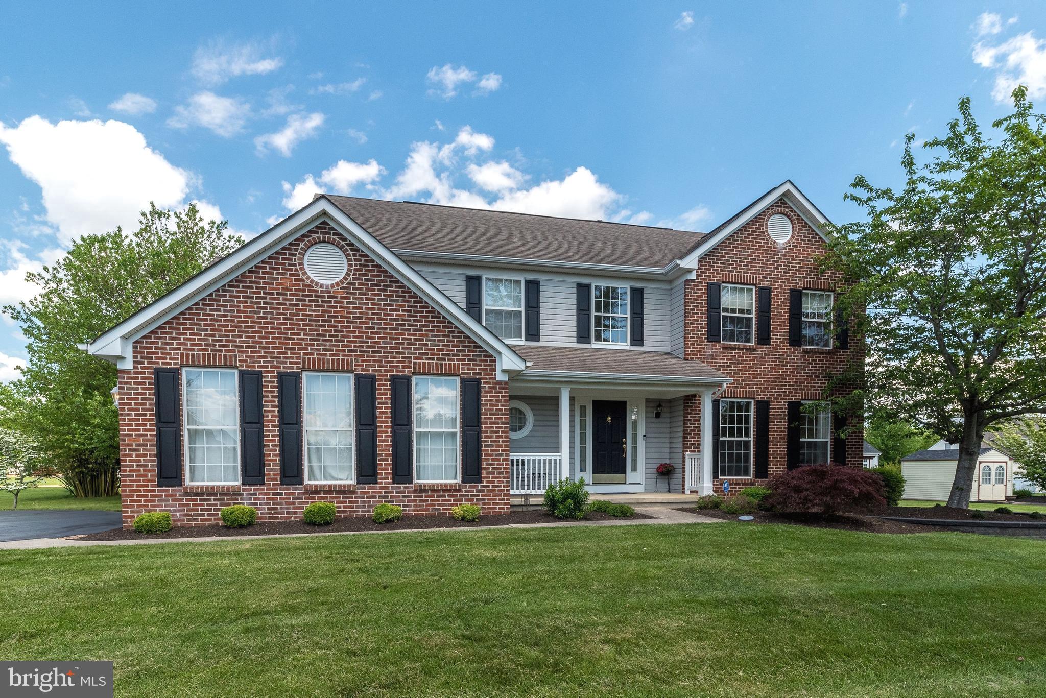 1590 CANDACE LANE
