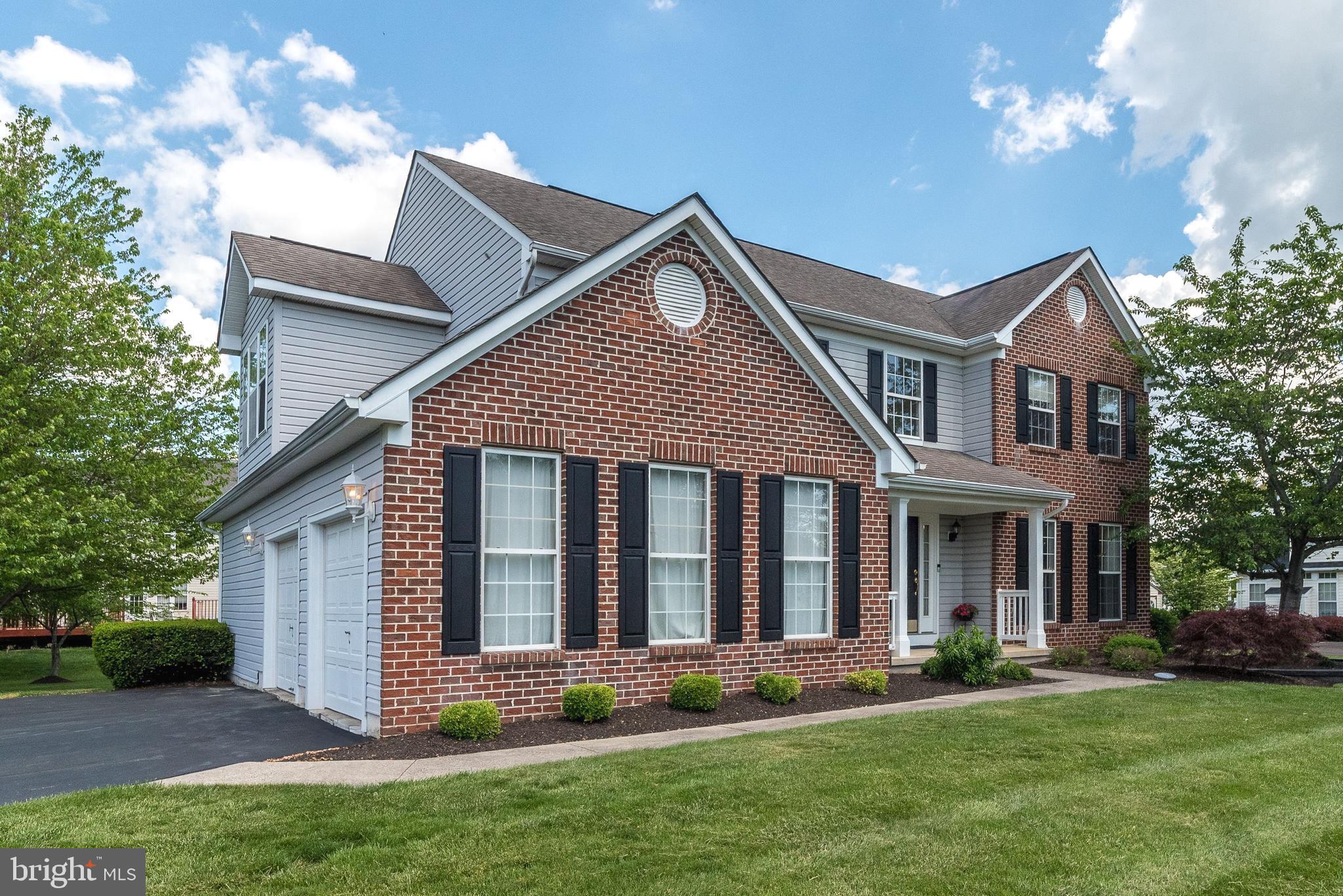 1590 CANDACE LANE