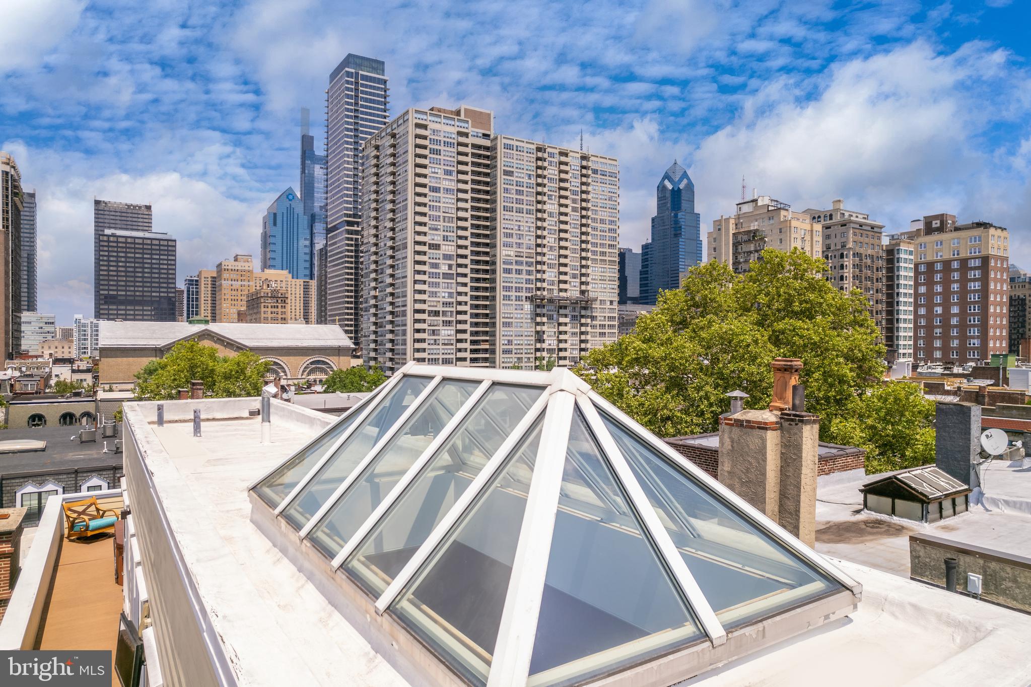 RITTENHOUSE SQUARE - Residential