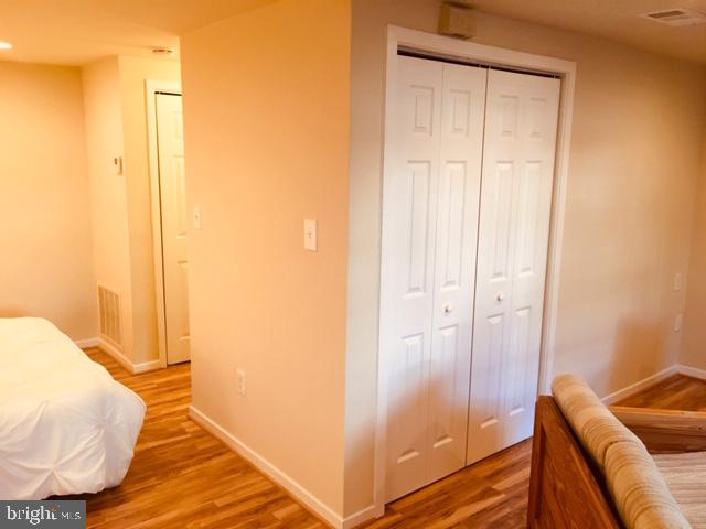 CHRISTOPHER COURT - Residential