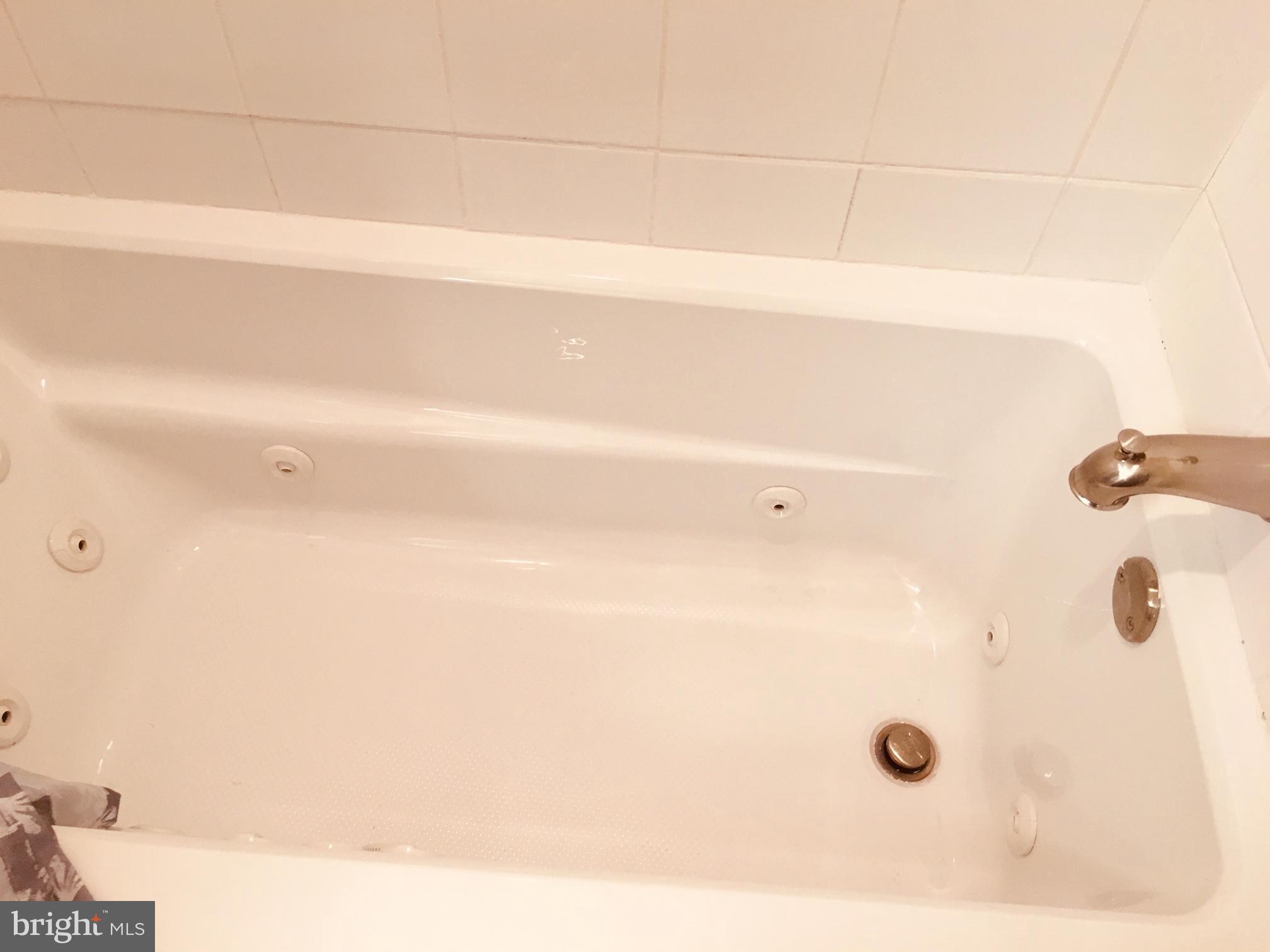 CHRISTOPHER COURT - Residential