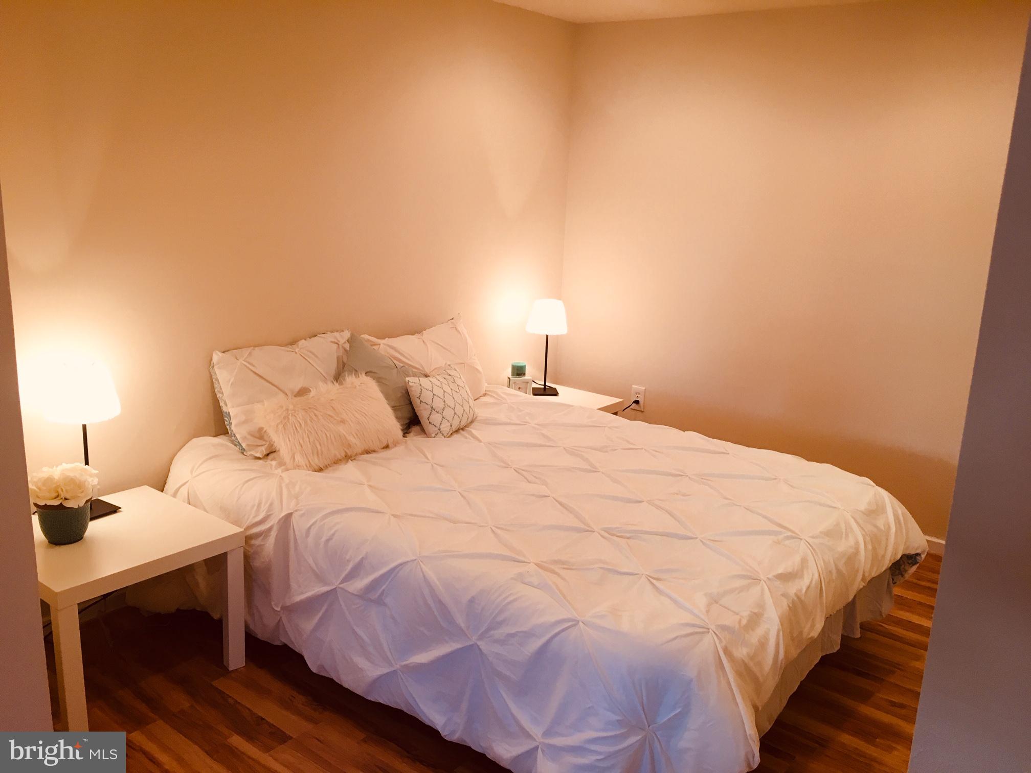 CHRISTOPHER COURT - Residential