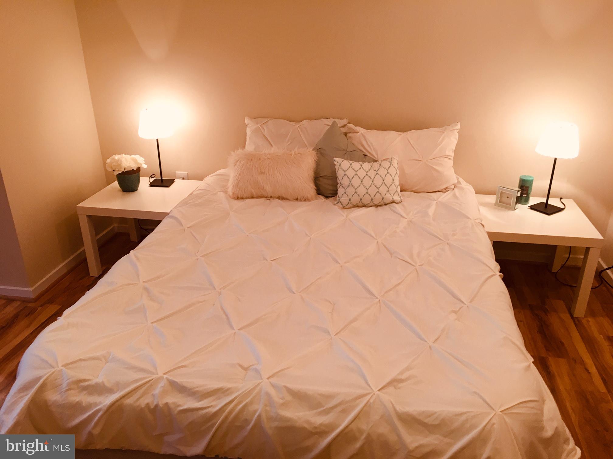 CHRISTOPHER COURT - Residential