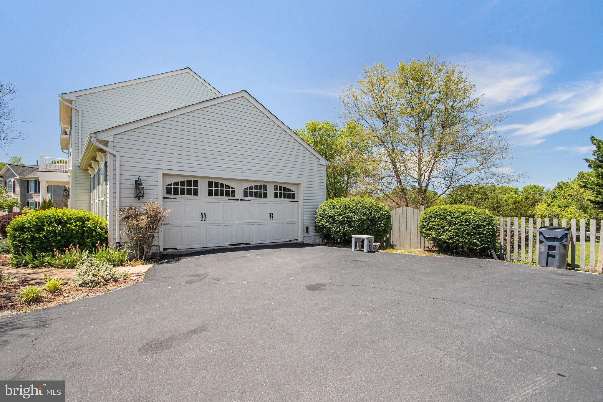 7012 TIFFANY COURT