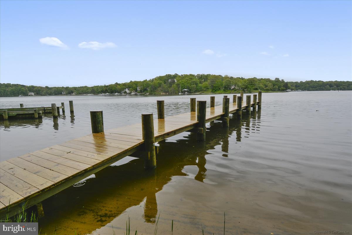 SUNRISE BEACH - Residential