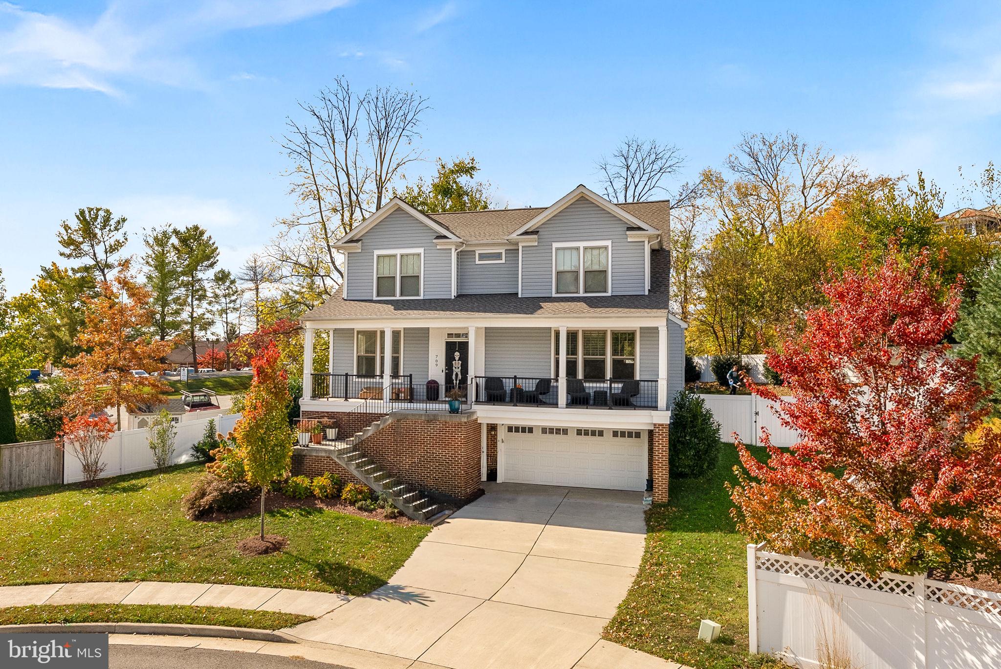 709 PASTORAL PLACE SW