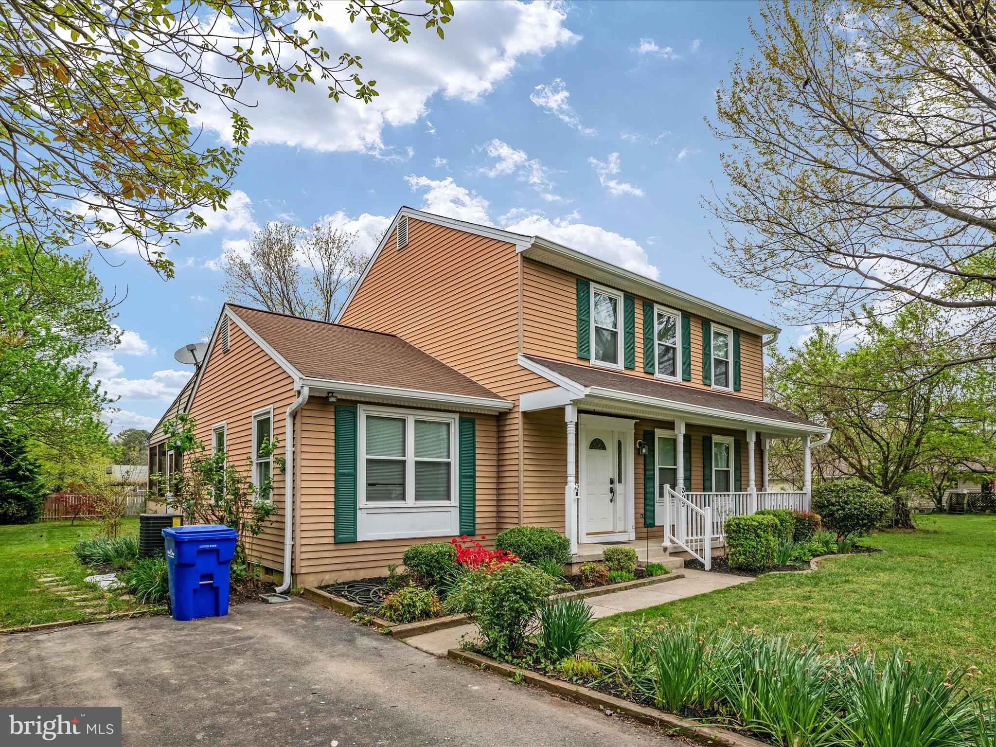 KENT ISLAND ESTATES - Residential