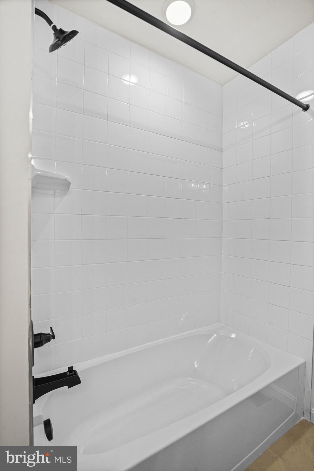 NORTHWOODS - Residential