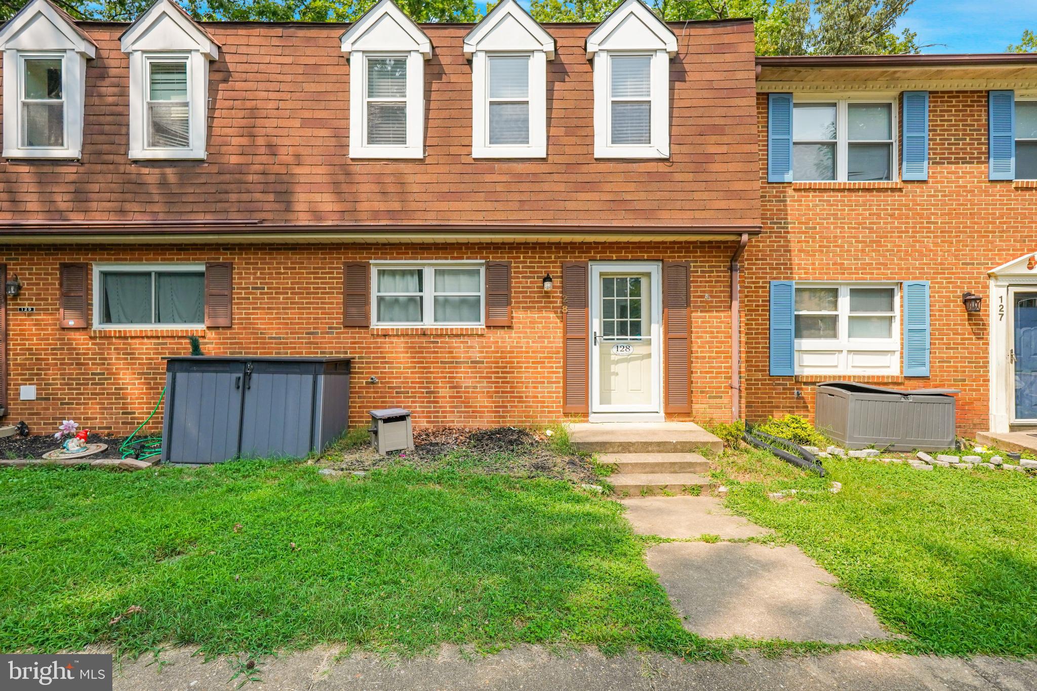 128 KINGS MILL DRIVE