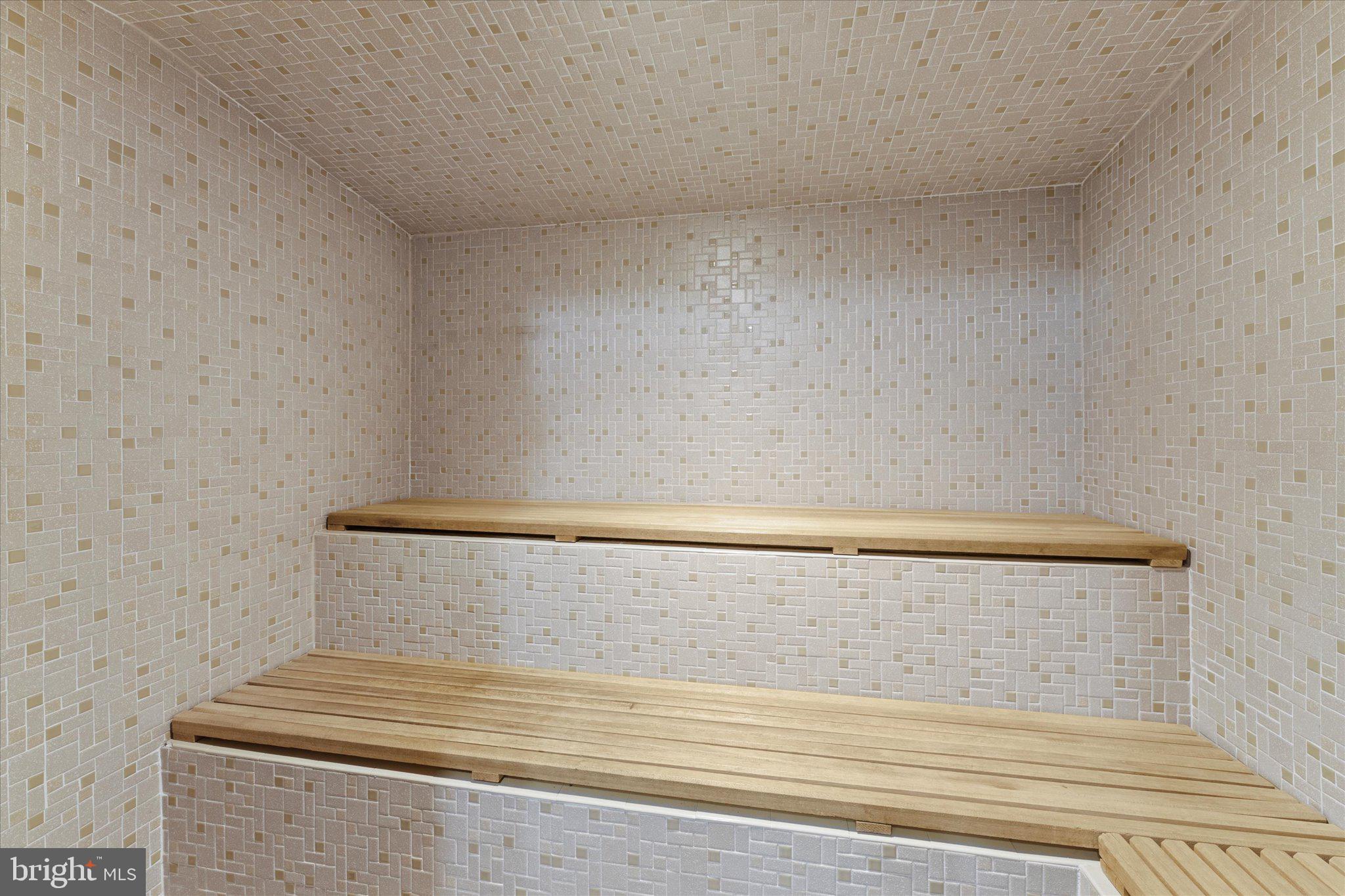 ALEXANDRIA KNOLLS - Residential