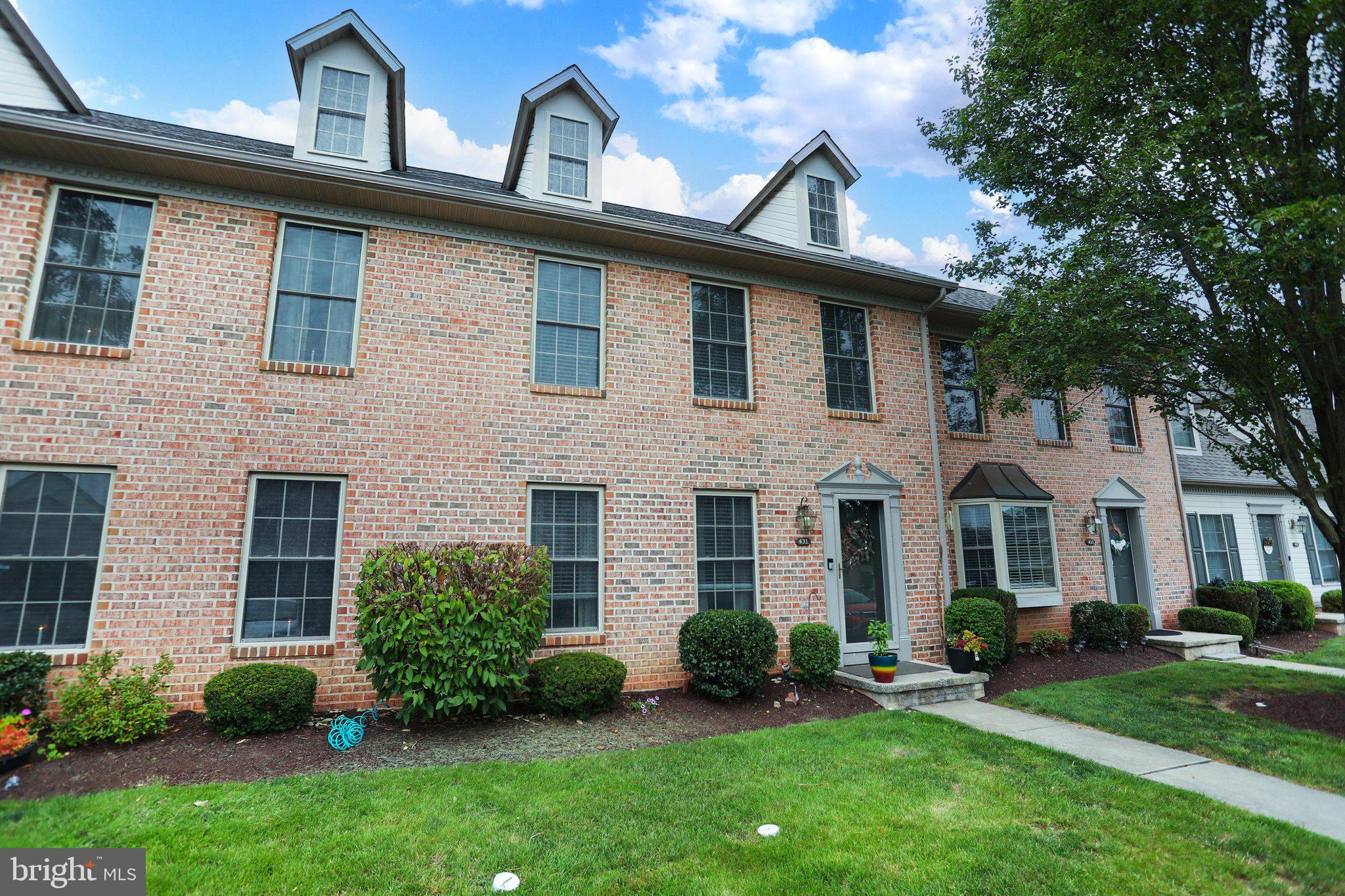 431 WAVERLY WOODS DRIVE