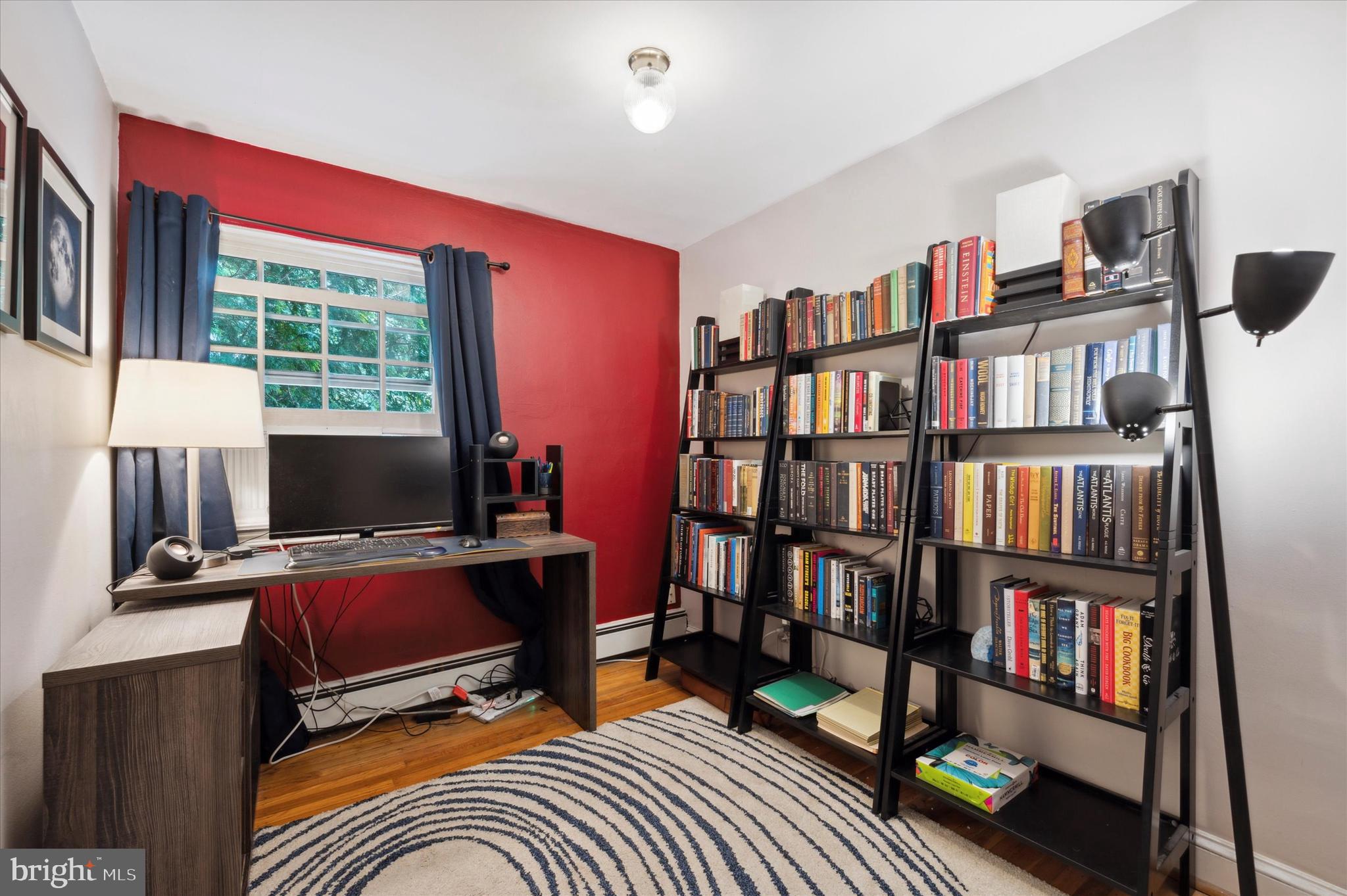 EAST FALLS - Residential