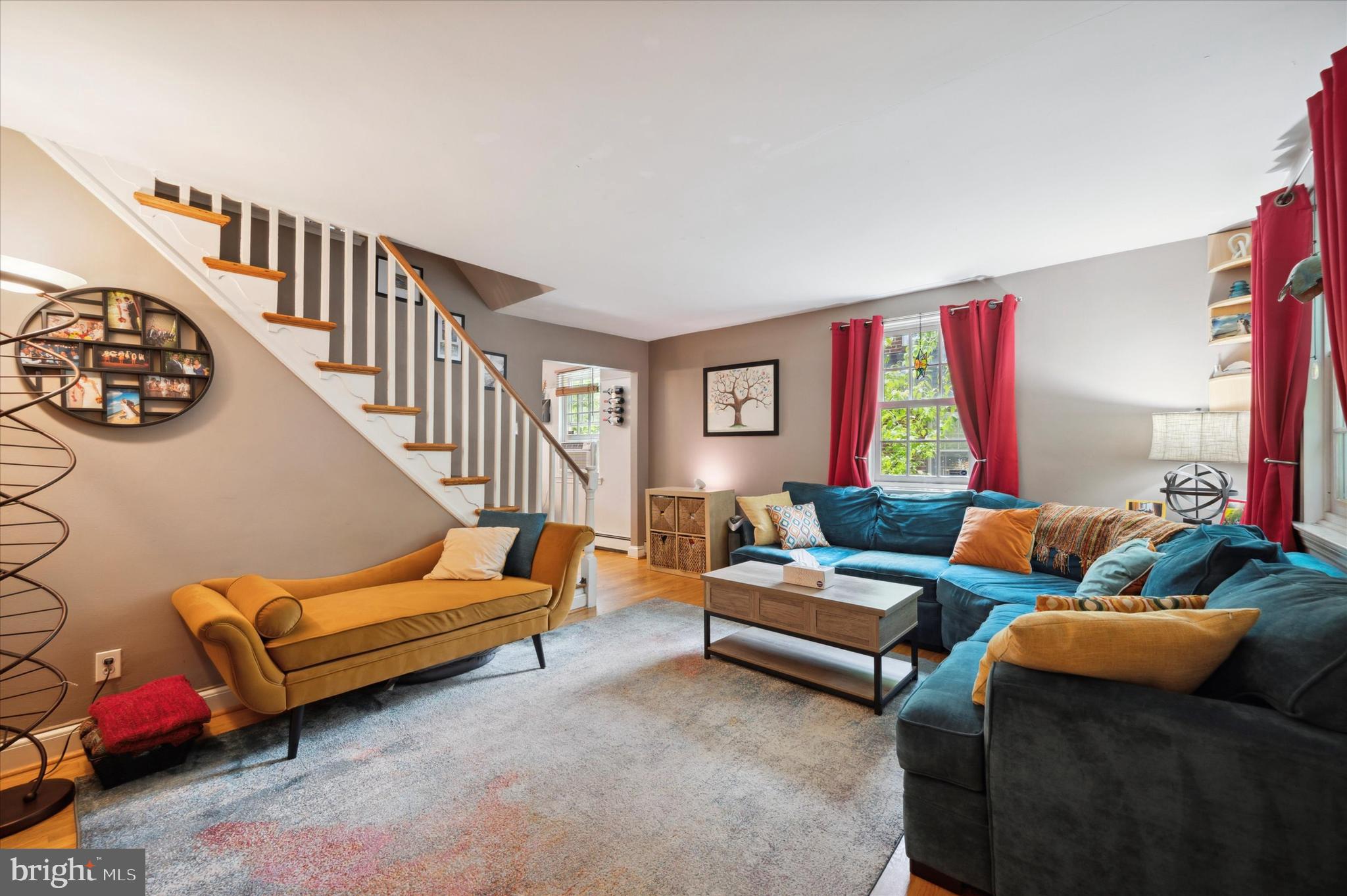 EAST FALLS - Residential