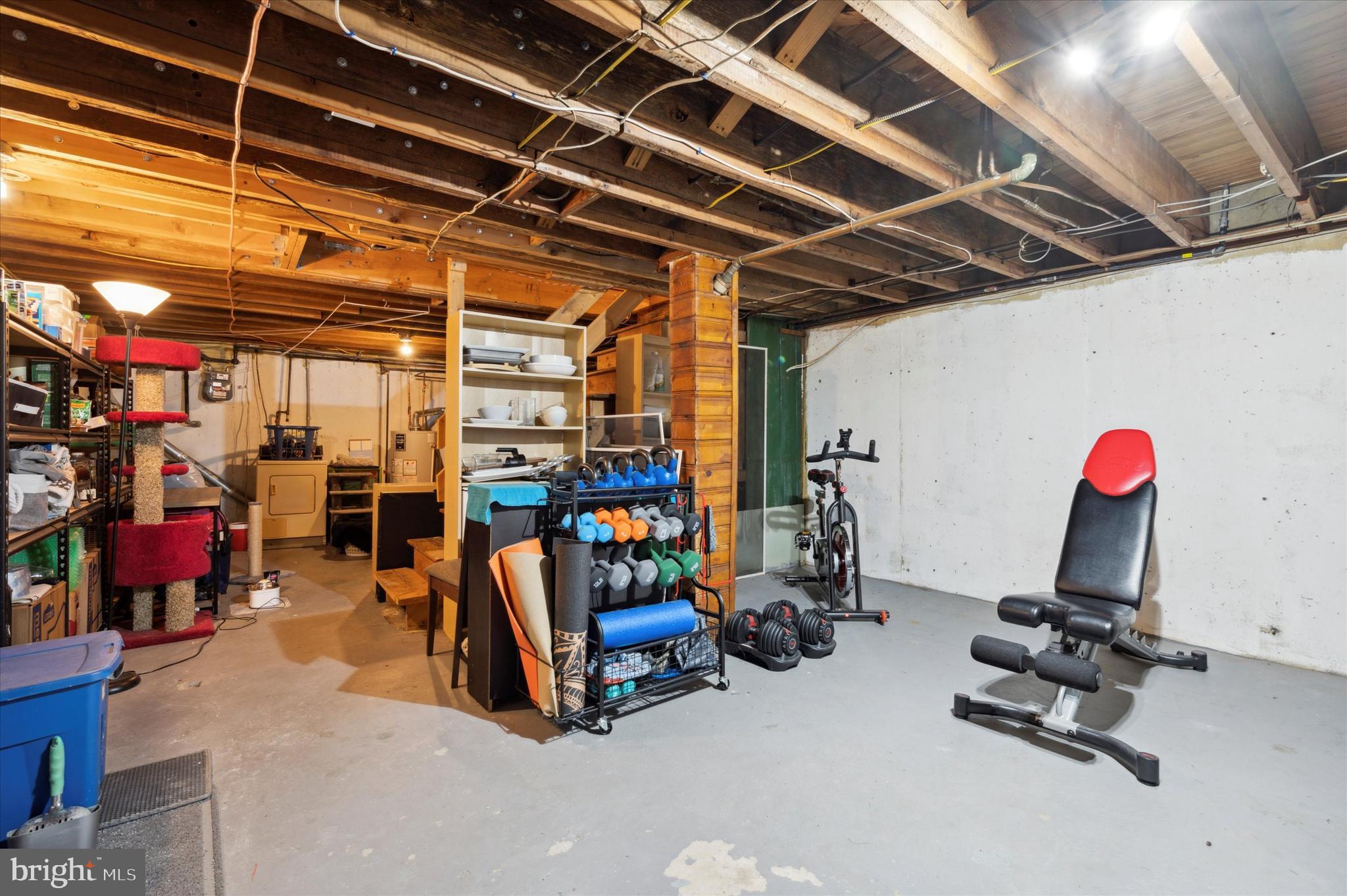 EAST FALLS - Residential