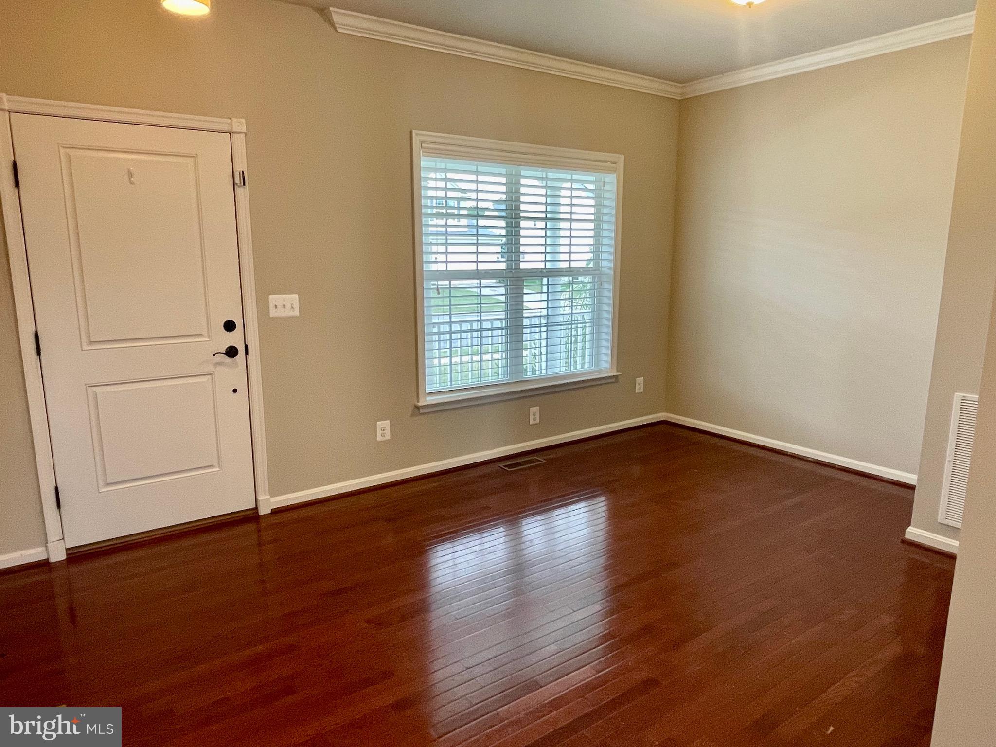 NORTH BROOK - Residential