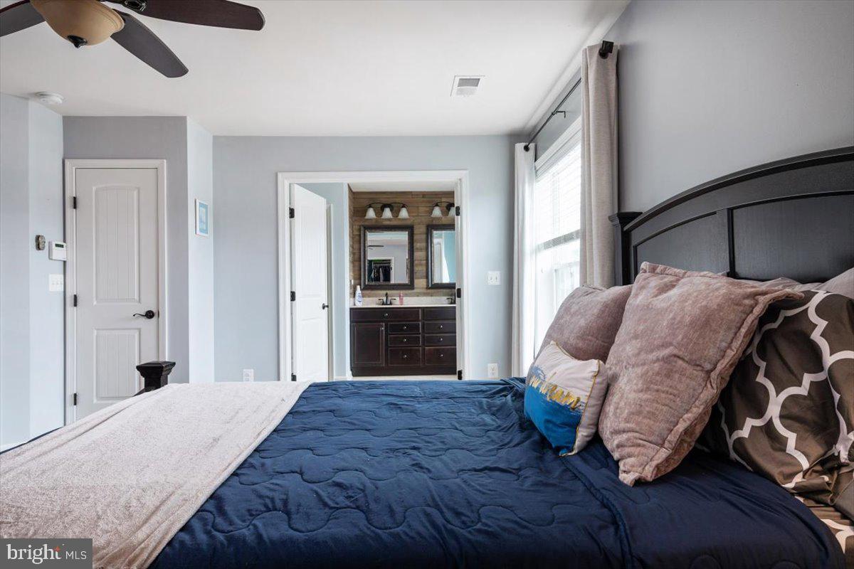 NORTH BROOK - Residential