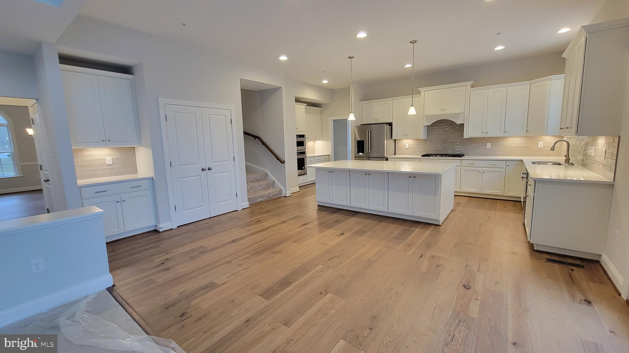 MCCANN ESTATES - Residential