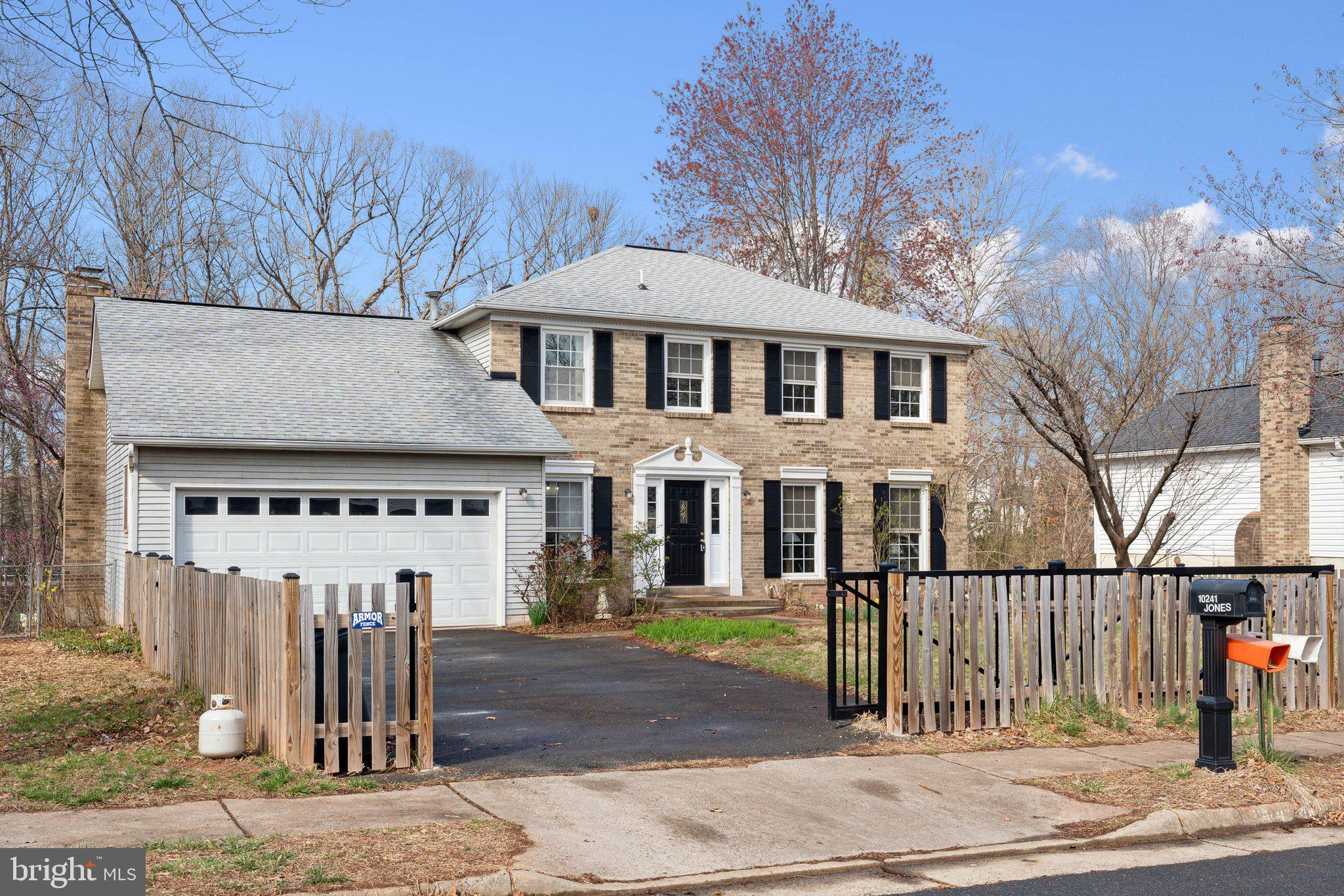 CLOVERHILL - Residential