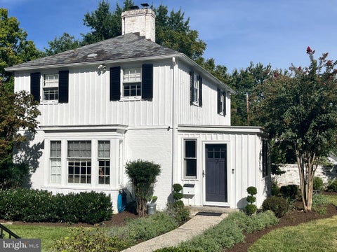 Photo of 7 Goodale Place, BALTIMORE, MD 21212 (MLS # MDBA2232482)