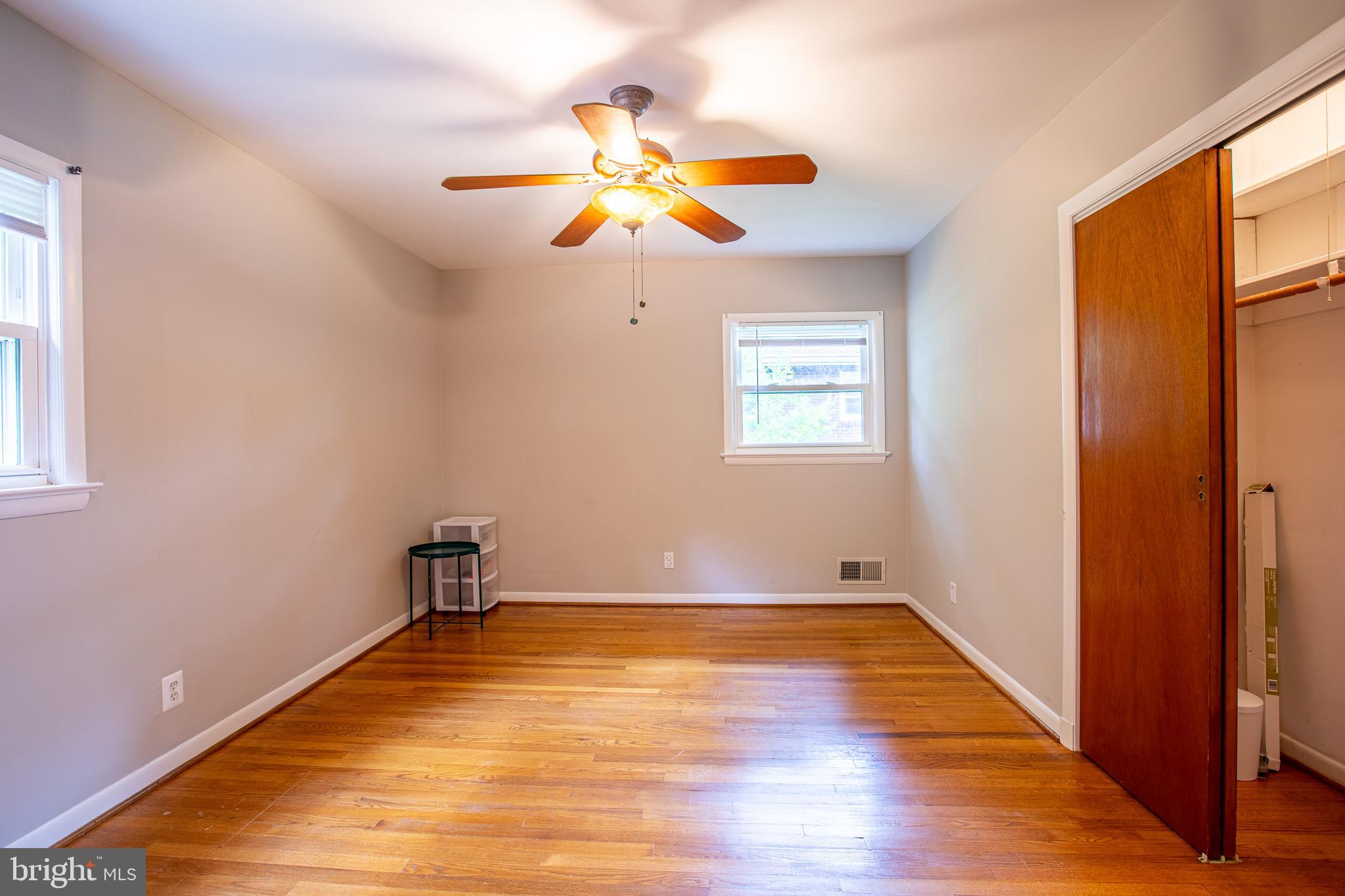 SILVER SPRING - Residential Lease