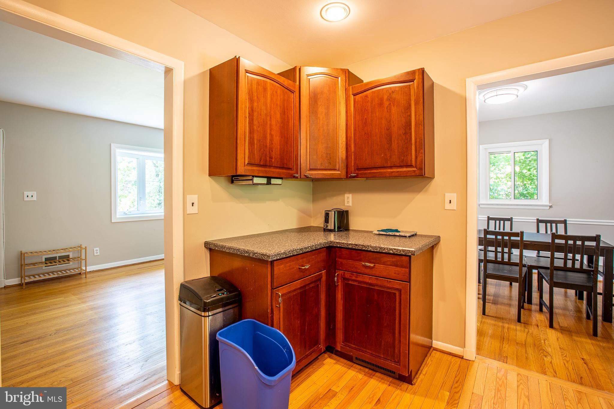 SILVER SPRING - Residential Lease